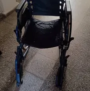 Vendo silla de ruedas plegable – lista para usar - Img 49954894