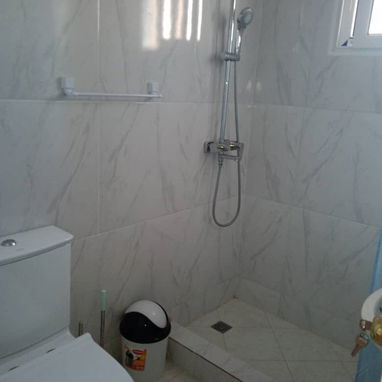 *💥 OPORTUNIDAD ÚNICA *APARTAMENTO 4TO PISO EN PLAYA, RPT. KOLHY* - 6/7