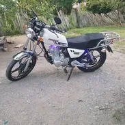 Moto de gasolina 150 - Img 55797893