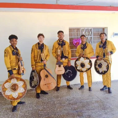 🎺✨ ¡Haz que tu celebración sea un recuerdo inolvidable con un auténtico Mariachi en La Habana! ✨🎺 - 3/4