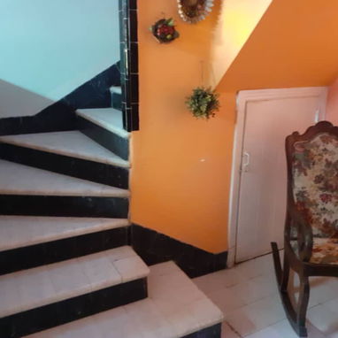 En oferta!! Preciosa casa independiente con 4 cuartos, garaje y patio . Aproveche e invierta!!! - Img 118723660