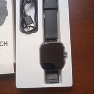 Reloj inteligente nuevo en su caja - Img 51117098