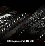 Reloj con sus pulseras - Img 49138027