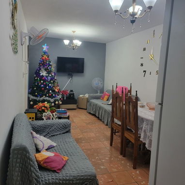 Vendo mi apartamento en 2do piso en el barrio de los inocentes por Santa Catalina y Primelles - Img 114074225