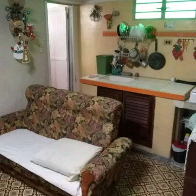 150 USD Rento Apto Súper Céntrico H.Vieja ha una cuadra dé Belascuain con lo básico Edif Cerrado 1/4 Y demás Comidades - Img 122327601