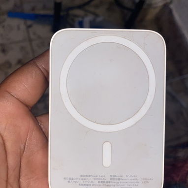 Se vende 11 pro max con cargador portatil - Img 127516010