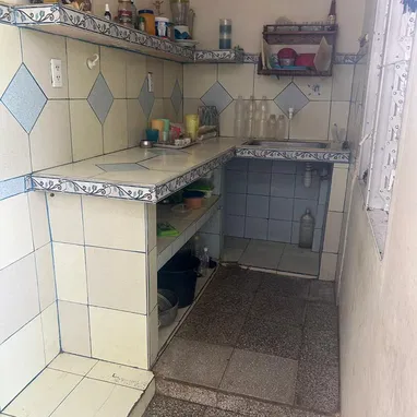 Venta casa cerca del semáforo de guanabacoa - Img 123405306