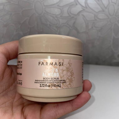 Crema corporal, de manos y exfoliante de Almendra - 2/3