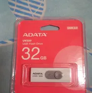 Vendo memorias y microsd son 3.2 - Img 49667846