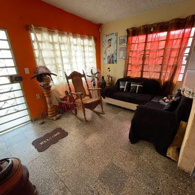 Venta de casa independiente - 3/9