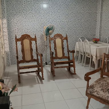 se vende casa en 10 de octubre, negociable - Img 125584849