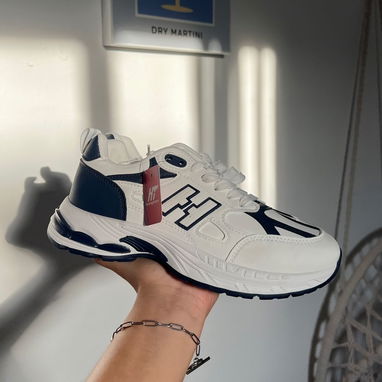 Tenis deportivos - 4/5