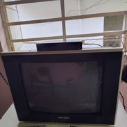 Televisor y cajita HD - Img 56963465