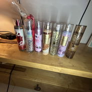 Vendo colonias victoria secret por cantidad 8 usd y bath and body work 11 usd - Img 55716453
