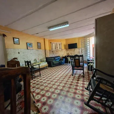 Vedado 27 y N Apto Puerta Calle Con Portal 3/4,Sala-Comedor,2Entradas Indpndtes,Con Algunas Cosas Dentro,Tlf Fijo,""No G - Img 123905176