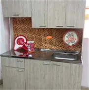 Vendo mueble para cocina con estante aerio con transporte incluido en la habana - Img 45796333