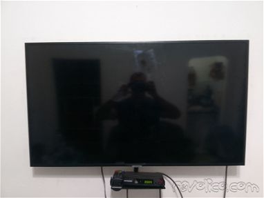 TV Samsung 42" con cajita y soporte - Img main-image-45727587