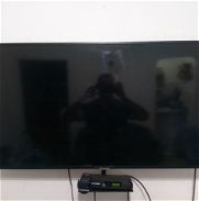 TV Samsung 42" con cajita y soporte - Img 45727587