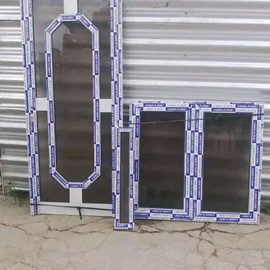 Realizamos todo tipos de trabajos en marquetería en aluminio - Img 122444327