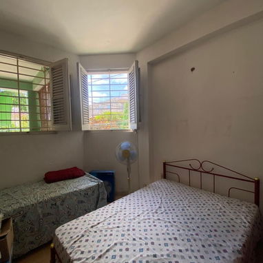 馃崁 Se vende apartamento en un primer nivel ubicado en el Reparto La Sierra perteneciente al Municipio Playa 馃崁 - Img 123993517