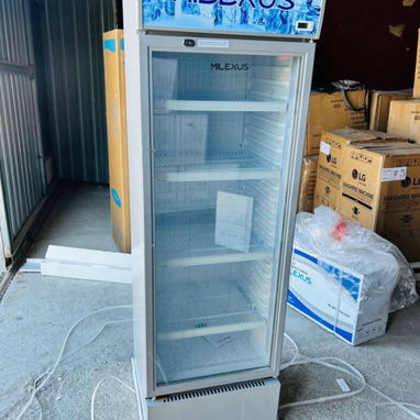 Exhibidora Vertical 13.5 pies Milexus Color Blanco control analógico luz led interior Precio $ 640 USD con transporte - 5/5