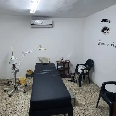 Propiedad de 3 niveles para negocios - Img 99003223