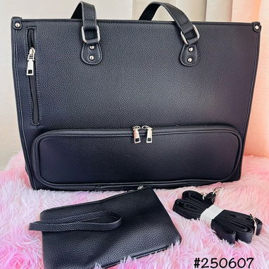 Variedad de modelos de carteras pequeñas y conjuntos todos de buena calidad - 6/8