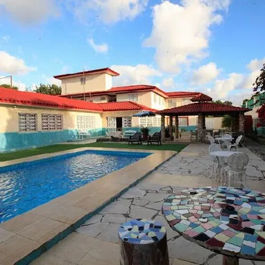 Casa con piscina - Img 122344696