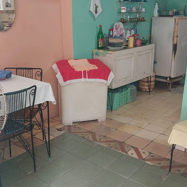 Se venden 3 casas en 1 - 3/10