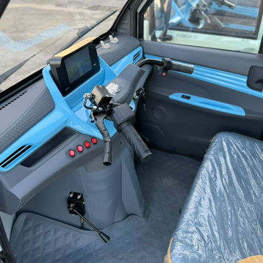 Triciclo con panel solar - 7/8