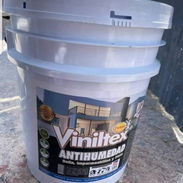 PINTURA DE VINIL ANTIHUMEDAD PARA INTERIORES Y EXTERIORES - Img 50003606
