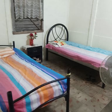 Vendo 馃彙 En 3000 usd y me ajusto casa en las Minas (Guanabacoa) o Permuto para lugares cercanos a Regla ,Tiene papeles l - Img 125453491