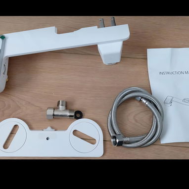 🧼🚽 Accesorio de Limpieza con Agua para tu Baño (Bidé Universal Desmontable) 🧻🚫 - 2/5