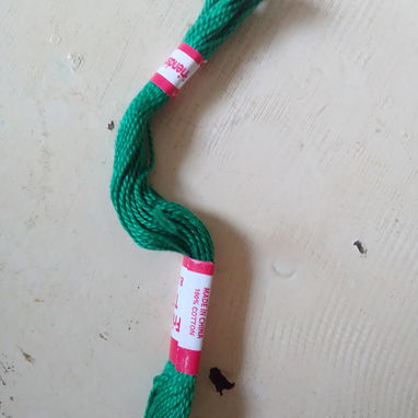 Hilos de Bordar 400 c/u (Costura)(8M de largo) - Img 111498558