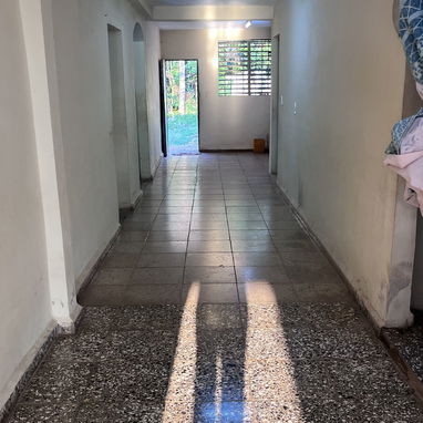 Se vende esta casa consta de 4 cuartos sala comedor baño y un patio grande con árboles frutales interesados al 59046858 - Img 120583421