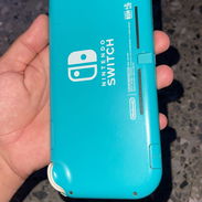 Nintendo Switch Lite+Pirateado+MicroSD 64+Cargador Original - Img 56046364