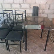 Juego de comedor de 4 plazas con domicilio incluído - Img 55113506