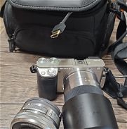 Cámara fotográfica profesional a6000 con 2 lentes como ves en la foto - Img 45997059