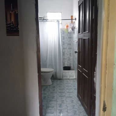 Se venden 2 casas independientes arriba y abajo - 5/10