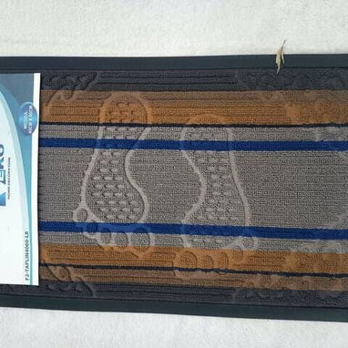 Alfombra con piecitos. Tapete Moderno Veko – 40 × 60 cm  💰15 USD. Practico y decorativo para tu hogar u oficina - 4/4