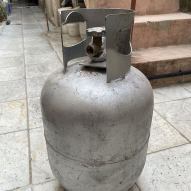 Vendo Balita de Gas Vacía Precio: 20mil VEDADO - 2/3