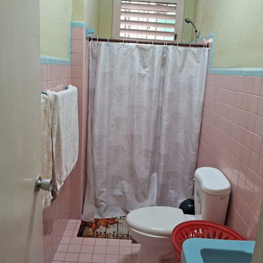 Renta de habitación a extranjeros frente al HotelNacional - 3/4