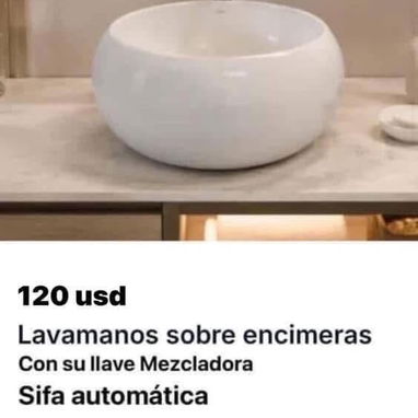 Taza de baño monolítica y lavamanos sobre encimera - 7/10