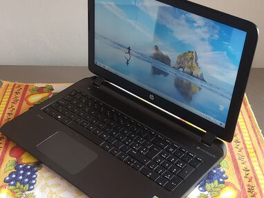 Laptop HP core i7 , nvgeforce de 4 gb ,, 8 de ram y disco de 500 gb sin detalles. - Img main-image