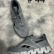 Tenis Reebok originales número 44 $70 USD 50283663 Marianao - Img 56036541