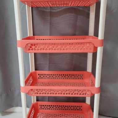 Organizadores fuertes y grandes. 4 niveles. Medidas: 135  cm altura *50 ancho *30 de profundidad. - Img 104348525