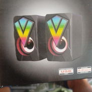 Bocina _ speaker gamer RGB , laptop - celulares - computadoras. 10 USD - Img 51570563