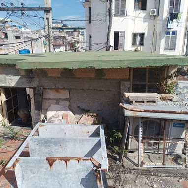 Venta de casa en centro habana ,Subasta - 3/5