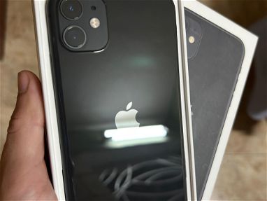 iPhone 11 libres Nuevos Bat en 100% 350 USD - Img main-image