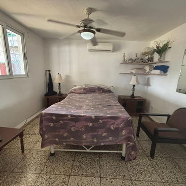 CASA INDEPENDIENTE CERCA DEL HOTEL COMODORO Y 5TA AVENIDA - Img 121609743